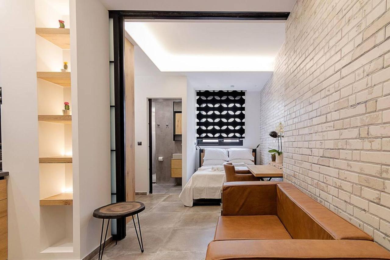 Emily In Athens - Central Design Awarded Flat Syntagma E3 Dış mekan fotoğraf