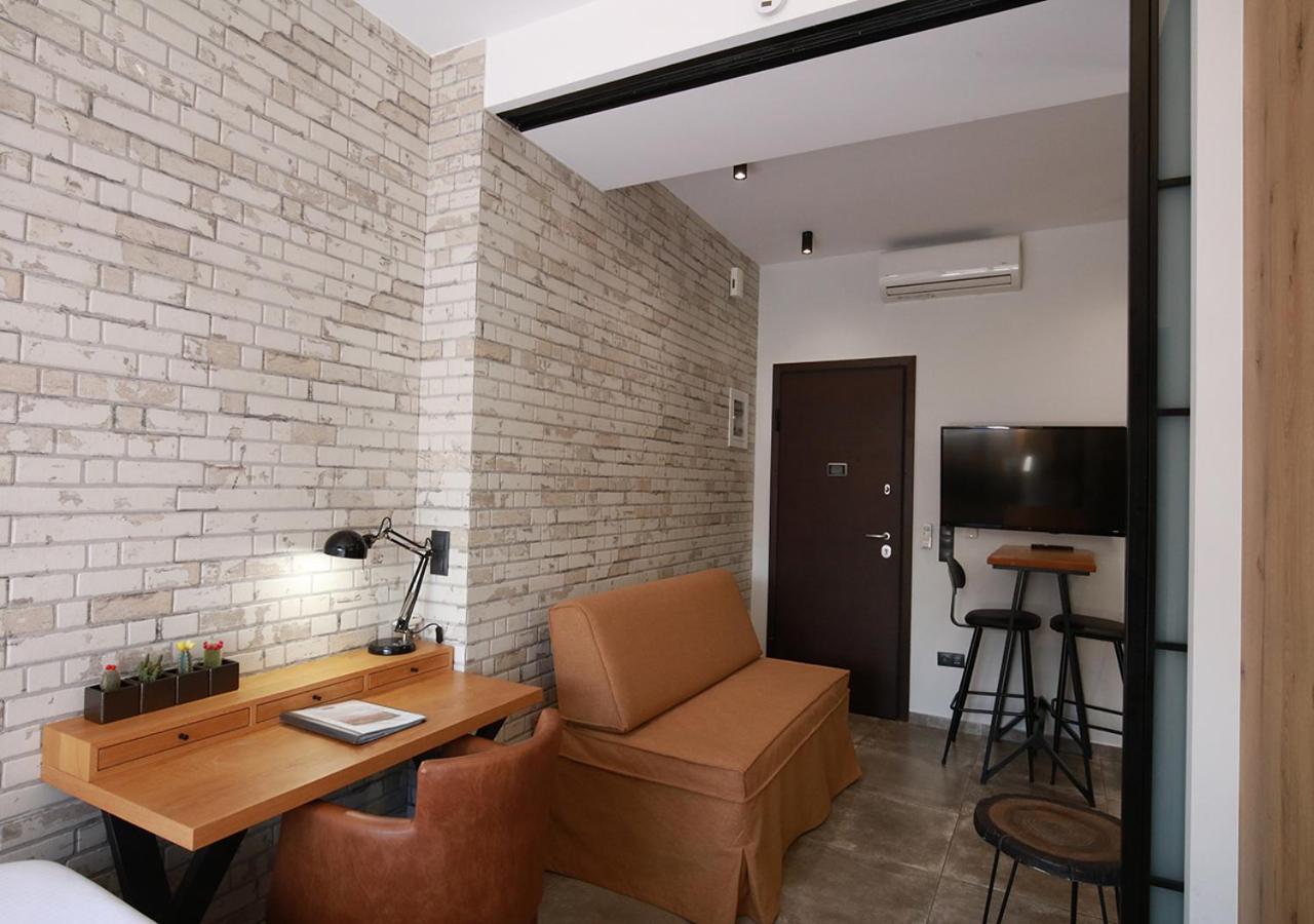 Emily In Athens - Central Design Awarded Flat Syntagma E3 Dış mekan fotoğraf